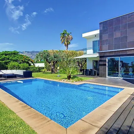 Ravenala - By Lovelystay * Funchal (Madeira)