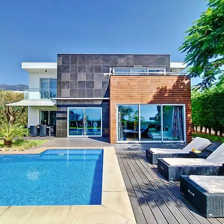 Villa Ravenala - By Lovelystay *