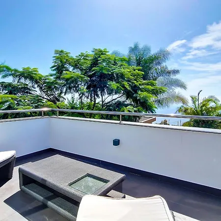 Willa Ravenala - By Lovelystay Funchal (Madeira)