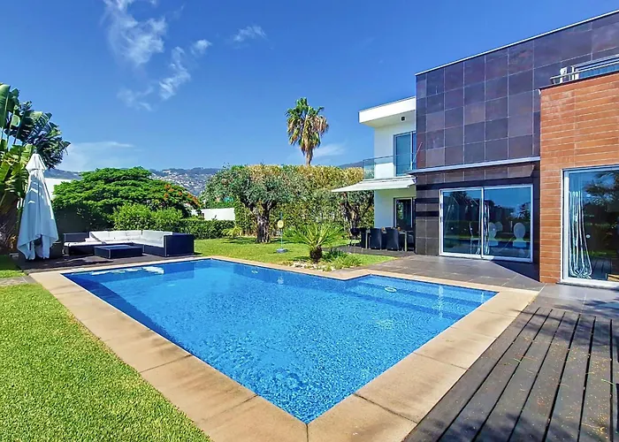 Ravenala - By Lovelystay * Funchal (Madeira)