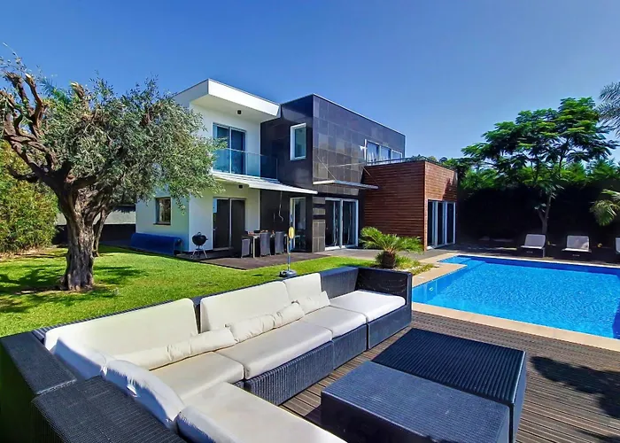 Ravenala - By Lovelystay Villa