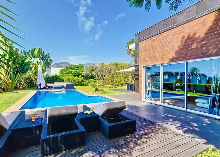 Villa Ravenala - By Lovelystay *