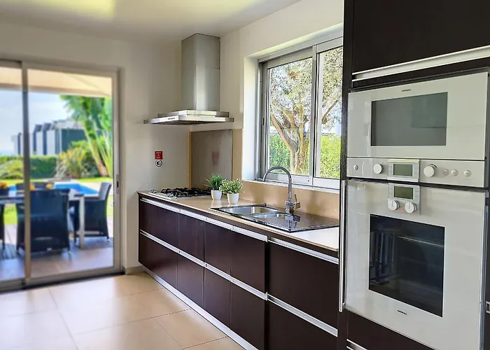 Ravenala - By Lovelystay Funchal (Madeira)